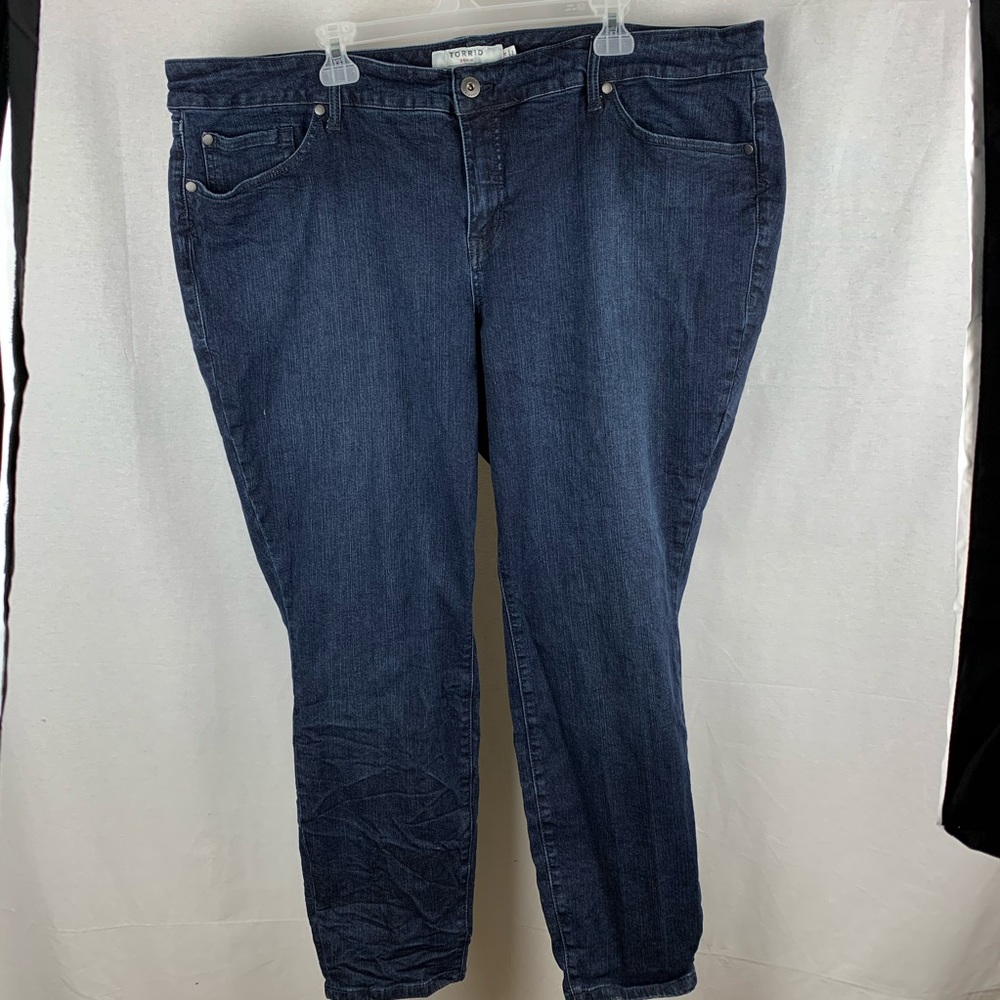 🎉SOLD🎉Torrid | Jeans | Size: 24